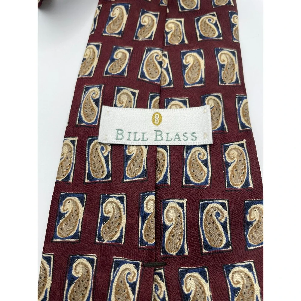 Bill Blass Mens Silk Tie Burgundy Gold Navy Geometric Paisley Classic Necktie